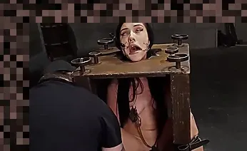 bdsm slave girl