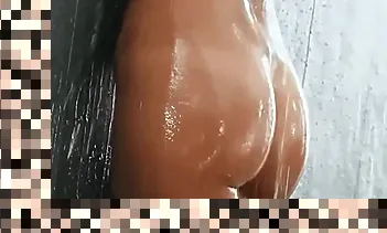wet pussy masturbation