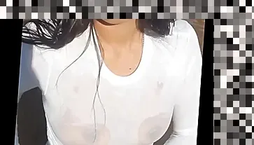 natural tits teen