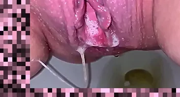 lick cum from pussy