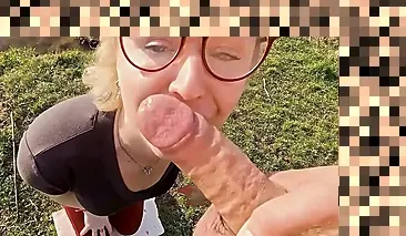 young girl sucking dick
