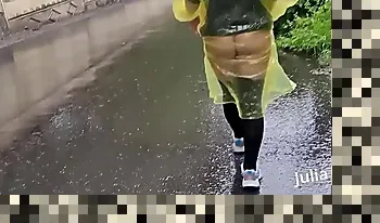 wife flashing in public