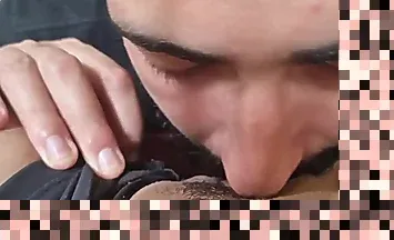 eating pussy to orgasm
