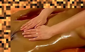 nuru massage