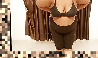 maid big tits