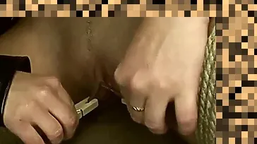 lesbian bondage fist